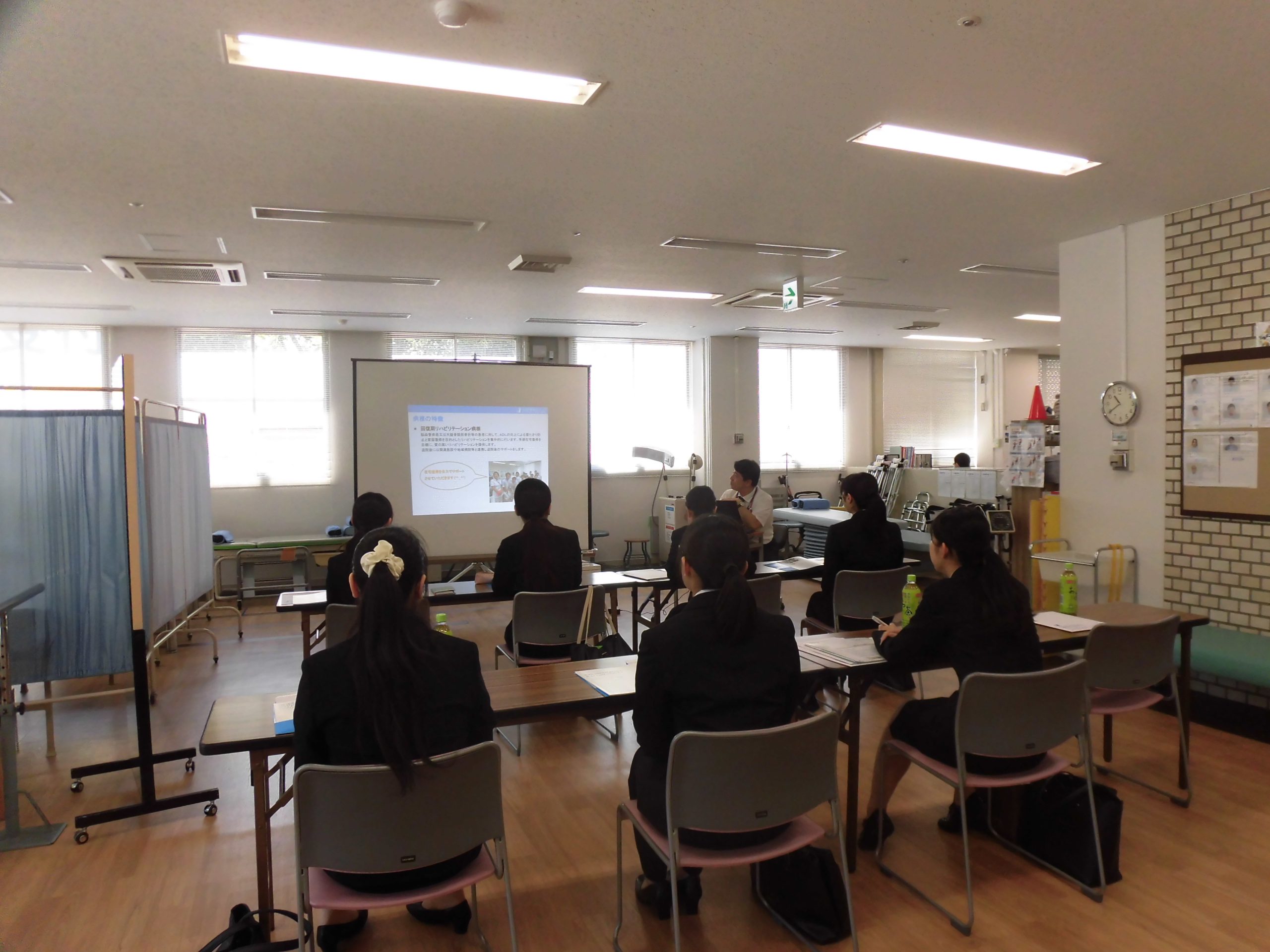 病院見学会が開催されました